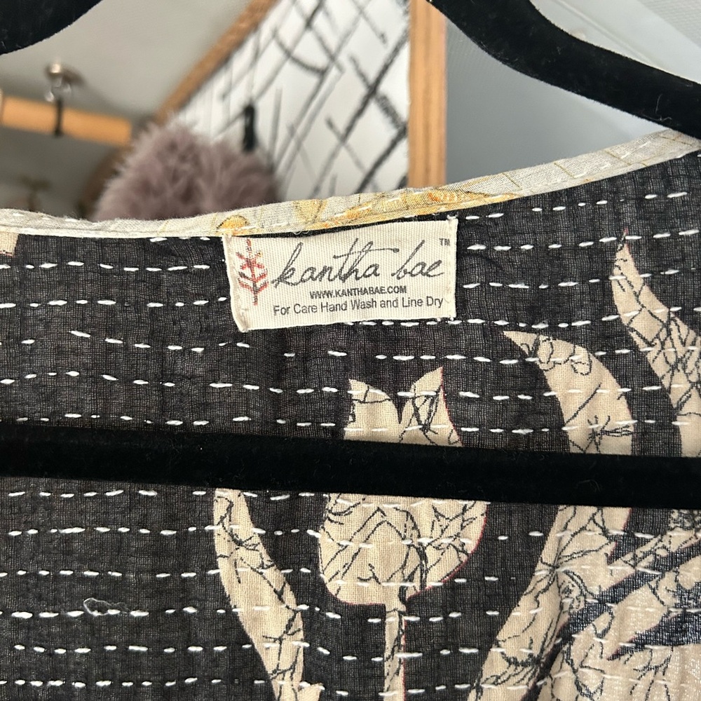 Kanthae bae crossbody top OS